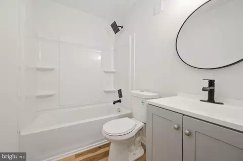 Bath - 804 Mohawk Ave, Salisbury, MD 21801 photo 1 of 1