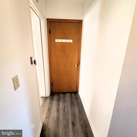 Entry Way - 5108 Cooper, Eden, MD 21822 photo 1 of 2