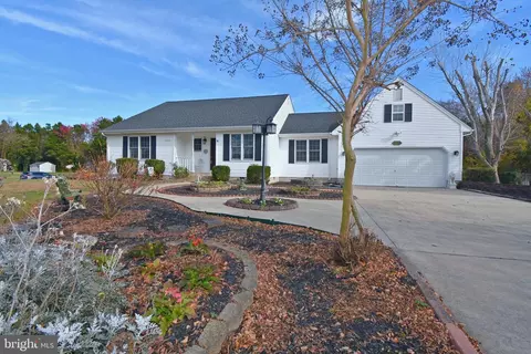 6333 White Cove Dr, Salisbury, MD 21801