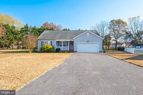 8701 Linden Ct, Delmar, MD 21875