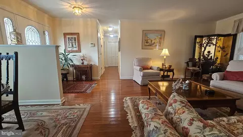 Entry Way - 5981 Fire Fly Dr, Salisbury, MD 21801 photo 3 of 13