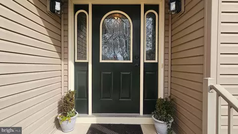 Entry Way - 5981 Fire Fly Dr, Salisbury, MD 21801 photo 1 of 13