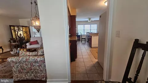 Entry Way - 5981 Fire Fly Dr, Salisbury, MD 21801 photo 5 of 13
