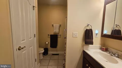 Entry Way - 5981 Fire Fly Dr, Salisbury, MD 21801 photo 9 of 13