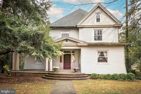 305 Main St, Hebron, MD 21830