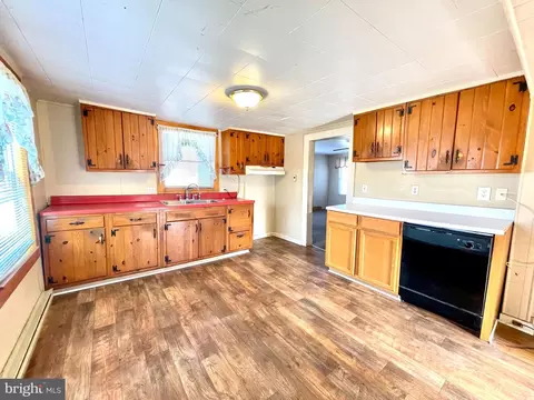 9224 Bi State Blvd, Delmar, MD 21875 photo 3