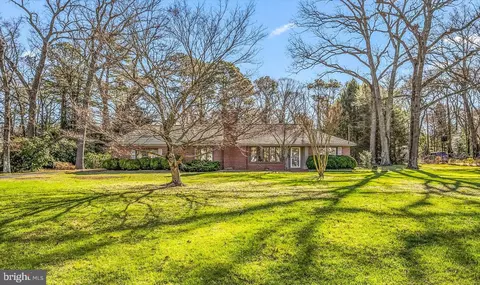 1313 Woodland Rd, Salisbury, MD 21801