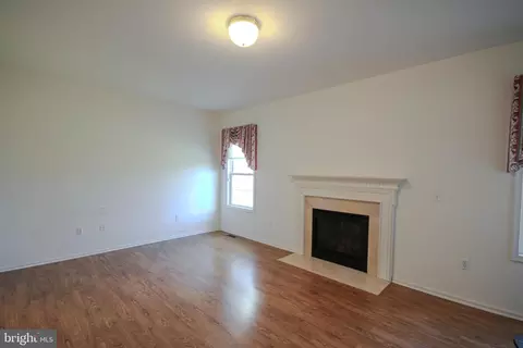 Living - 918 Winding Way, Salisbury, MD 21804 photo 3 of 9