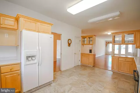 Kitchen - 918 Winding Way, Salisbury, MD 21804 photo 4 of 5
