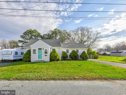 7295 Canal St, Willards, MD 21874 photo 2