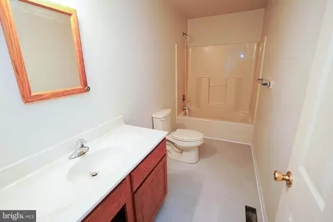 Bath - 5521 Sandy Hill Rd, Quantico, MD 21856 photo 1 of 6