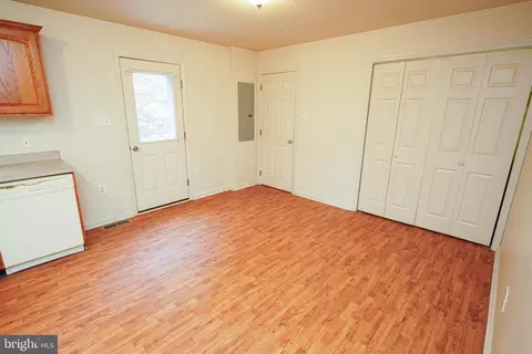 Bedroom - 5521 Sandy Hill Rd, Quantico, MD 21856 photo 3 of 7