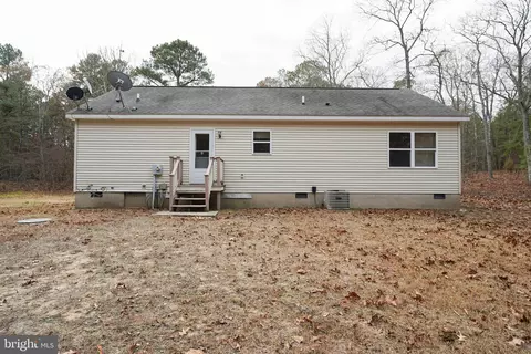 Exterior - 5521 Sandy Hill Rd, Quantico, MD 21856 photo 5 of 8