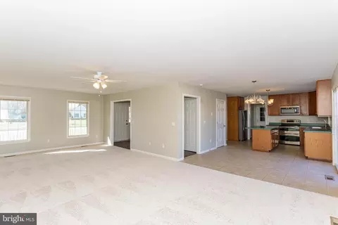 29591 Millstream Dr, Salisbury, MD 21804 photo 4