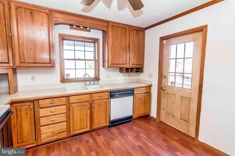 Kitchen - 26278 Quantico Creek Rd, Hebron, MD 21830 photo 3 of 5