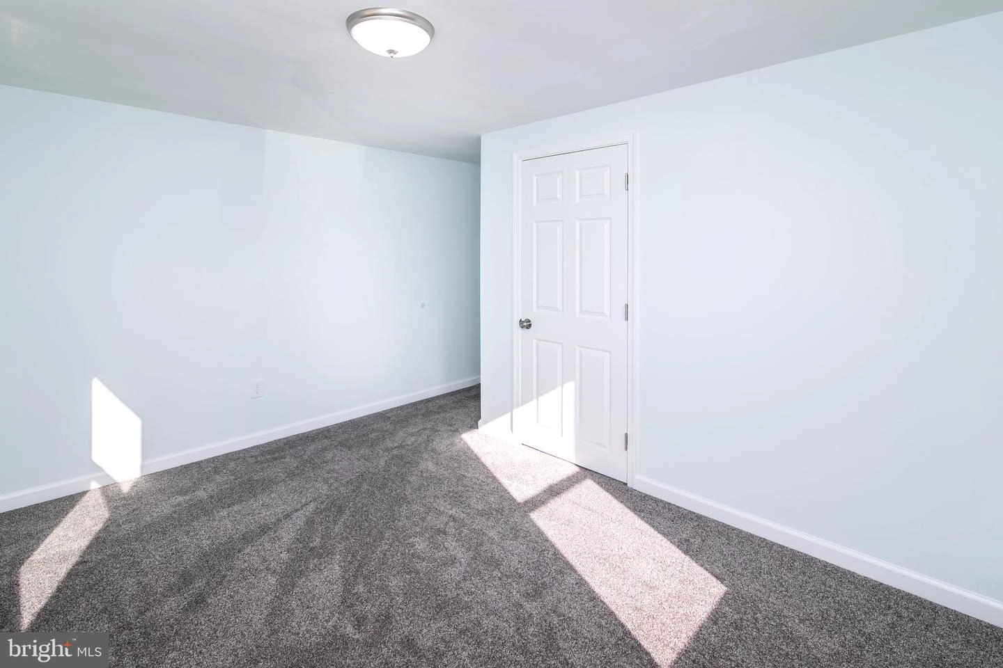 Bedroom - 407 Pacific Ave, Salisbury, MD 21804 photo 2 of 3