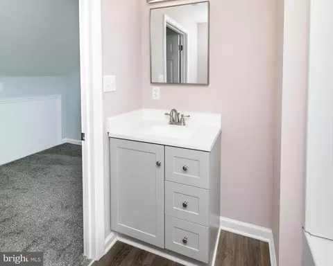 Bath - 407 Pacific Ave, Salisbury, MD 21804 photo 6 of 7