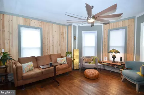 Living - 6551 Quantico Rd, Quantico, MD 21856 photo 4 of 6