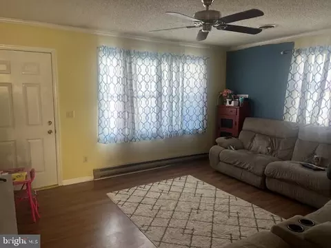 Living - 100 Chestnut Tree Rd, Hebron, MD 21830 photo 2 of 2