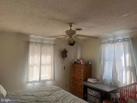 Bedroom - 100 Chestnut Tree Rd, Hebron, MD 21830 photo 3 of 3