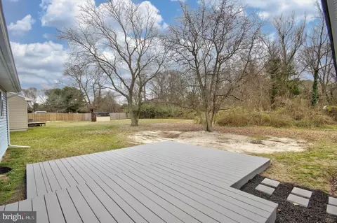 Exterior - 120 Perry Dr, Salisbury, MD 21804 photo 3 of 5