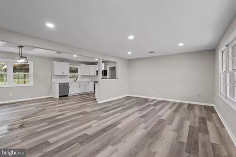 26020 Nanticoke Rd, Quantico, MD 21856