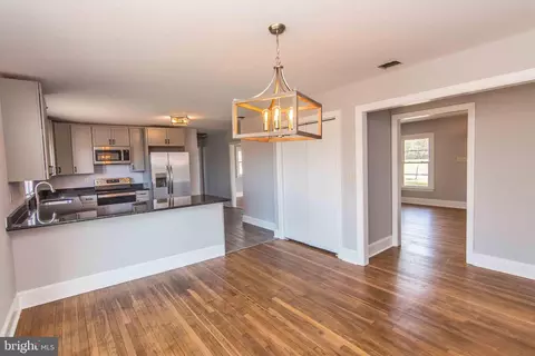 Dining - 7622 Richardson Rd, Willards, MD 21874 photo 1 of 2