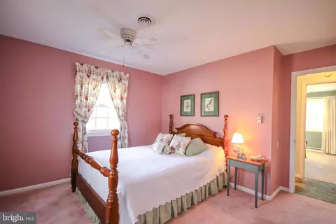 Bedroom - 1224 Orchard Cir, Salisbury, MD 21801 photo 5 of 9
