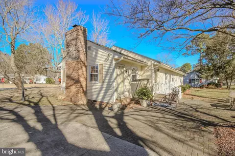 Exterior - 1224 Orchard Cir, Salisbury, MD 21801 photo 4 of 11