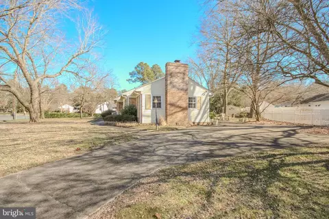 Exterior - 1224 Orchard Cir, Salisbury, MD 21801 photo 7 of 11