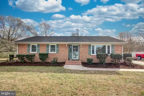 114 May Dr, Salisbury, MD 21804