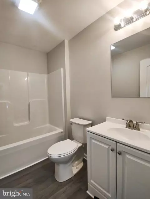 Bath - 900 Manoa Blvd, Salisbury, MD 21801 photo 1 of 4