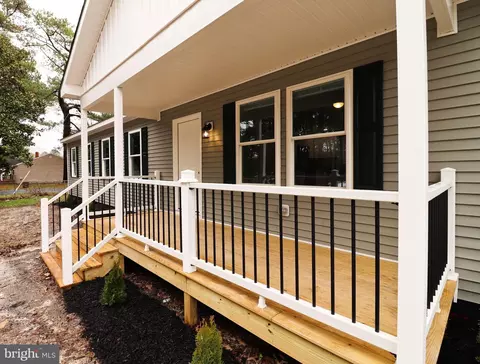 Exterior - 900 Manoa Blvd, Salisbury, MD 21801 photo 4 of 5