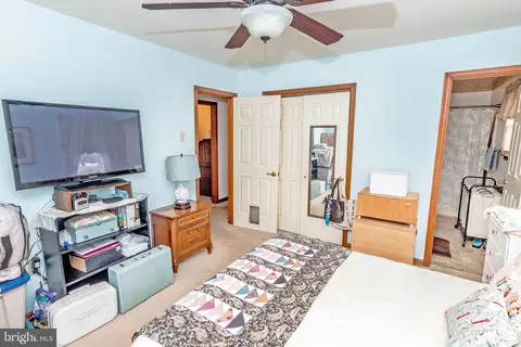Bedroom - 26801 Gunners Cir, Salisbury, MD 21801 photo 3 of 5