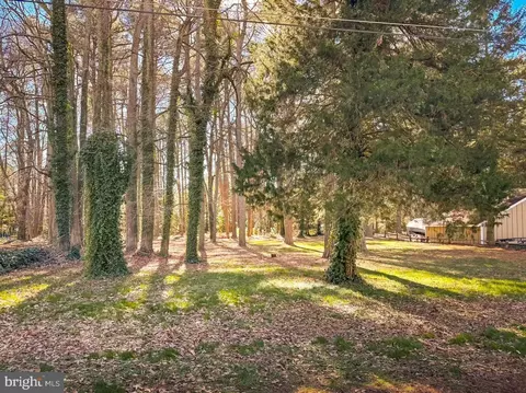 620 Douglas Rd, Salisbury, MD 21801