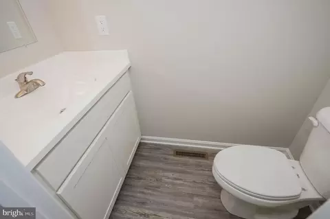Bath - 36229 Old Ocean City Rd, Willards, MD 21874 photo 1 of 5