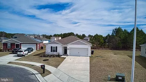 Exterior - 1609 Liam Dr, Salisbury, MD 21801 photo 5 of 15