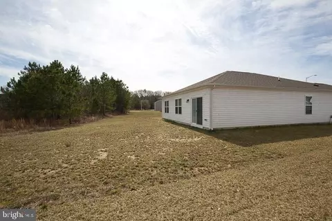 Exterior - 1609 Liam Dr, Salisbury, MD 21801 photo 11 of 15