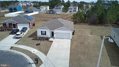 Exterior - 1609 Liam Dr, Salisbury, MD 21801 photo 7 of 15