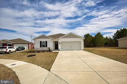 Exterior - 1609 Liam Dr, Salisbury, MD 21801 photo 2 of 15