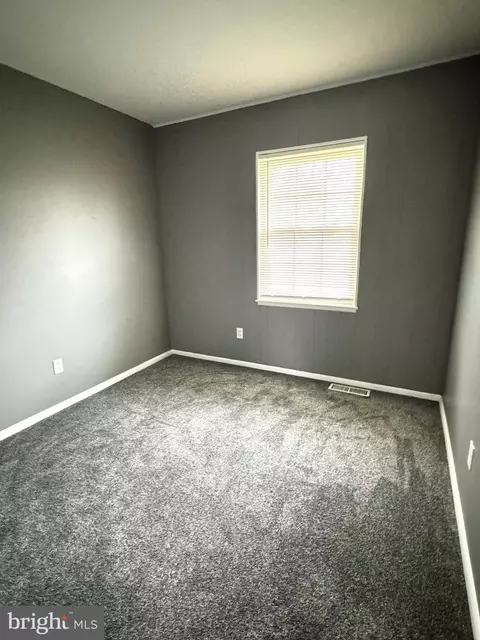 Bedroom - 100 E Walnut St, Delmar, MD 21875 photo 2 of 3
