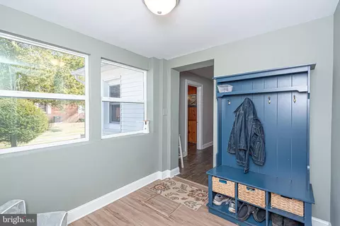 Entry Way - 151 Onley Rd, Salisbury, MD 21804 photo 2 of 3