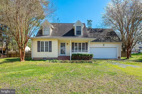 201 Walden Dr, Fruitland, MD 21826