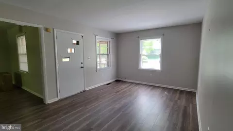 Living - 22844 Nanticoke Rd, Quantico, MD 21856 photo 1 of 2