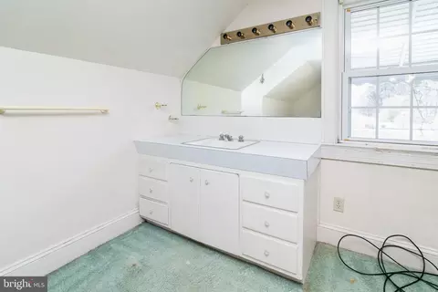 Bath - 31670 Mount Hermon Rd, Salisbury, MD 21804 photo 5 of 6