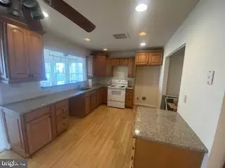 Kitchen - 35562 Tingle Rd, Willards, MD 21874 photo 1 of 1
