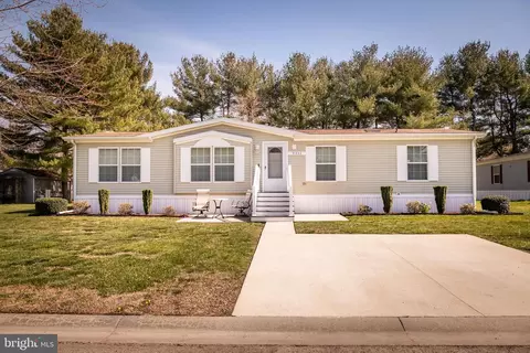 9351 Colonial Mill Dr, Delmar, MD 21875
