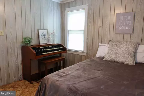Bedroom - 1008 Tyler Ave, Salisbury, MD 21804 photo 4 of 5