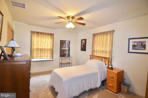 Bedroom - 611 Irene Ave, Salisbury, MD 21801 photo 3 of 4