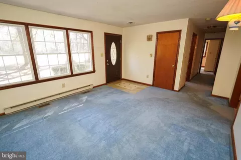 Entry Way - 4892 Cardinal Dr, Salisbury, MD 21804 photo 1 of 3